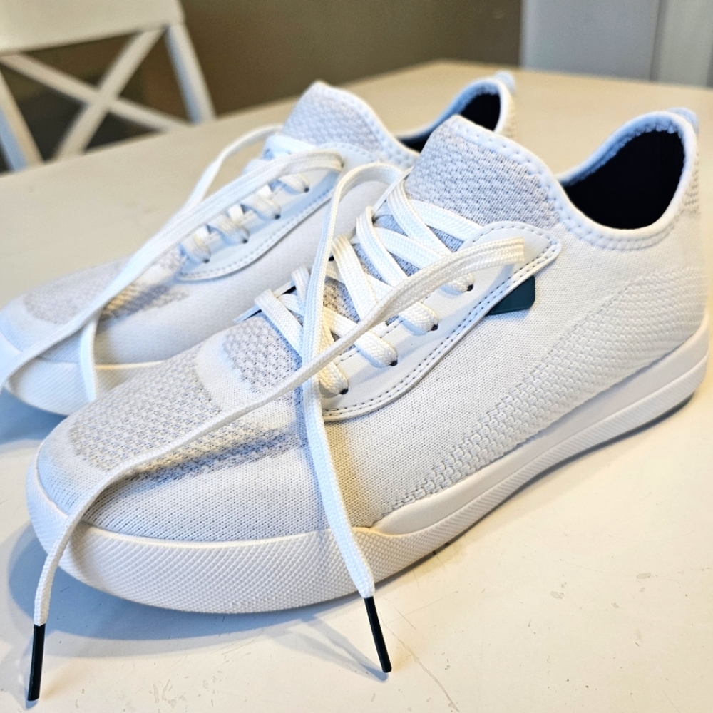 Vessi weekend sneaker